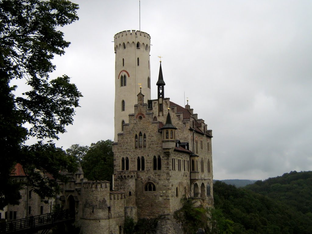 Németország,Svab Alb,Lichtenstein várkastélya