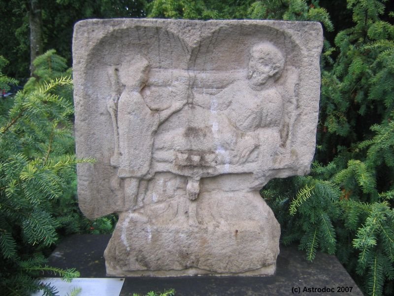 Gräberfeld zum Kastell Schirenhof/Schwäbisch Gmünd, Gedenkstein