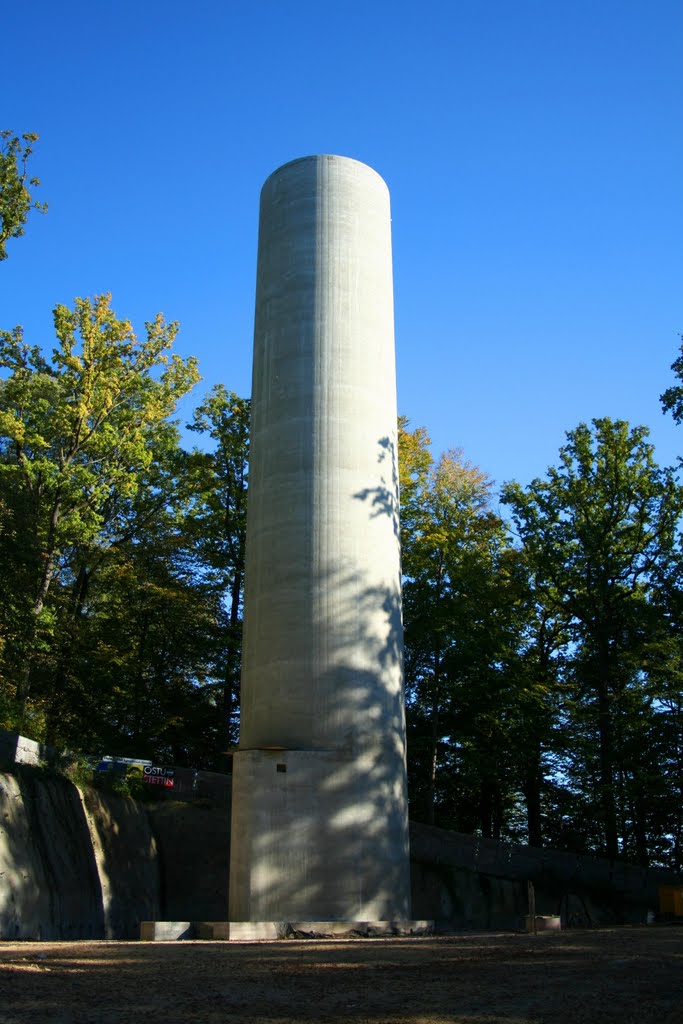 Entlüftungskamin des Gmünder Einhorn Tunnels auf dem Lindenfirst 15.10.2011