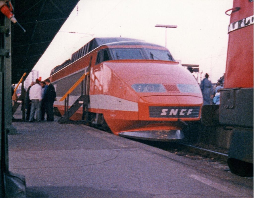 65 Jahre Stuttgart Hauptbahnhof(1987) TGV Sud-Est (PSE) in Ursprungslackierung