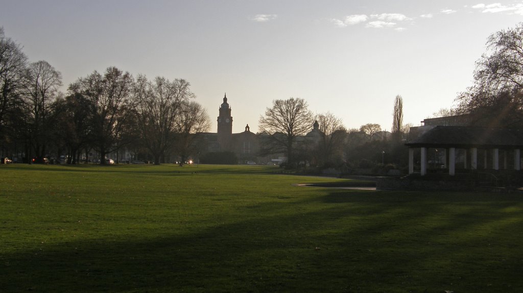 Silhouette of Wiesbaden Hauptbahnhof in low December sun
