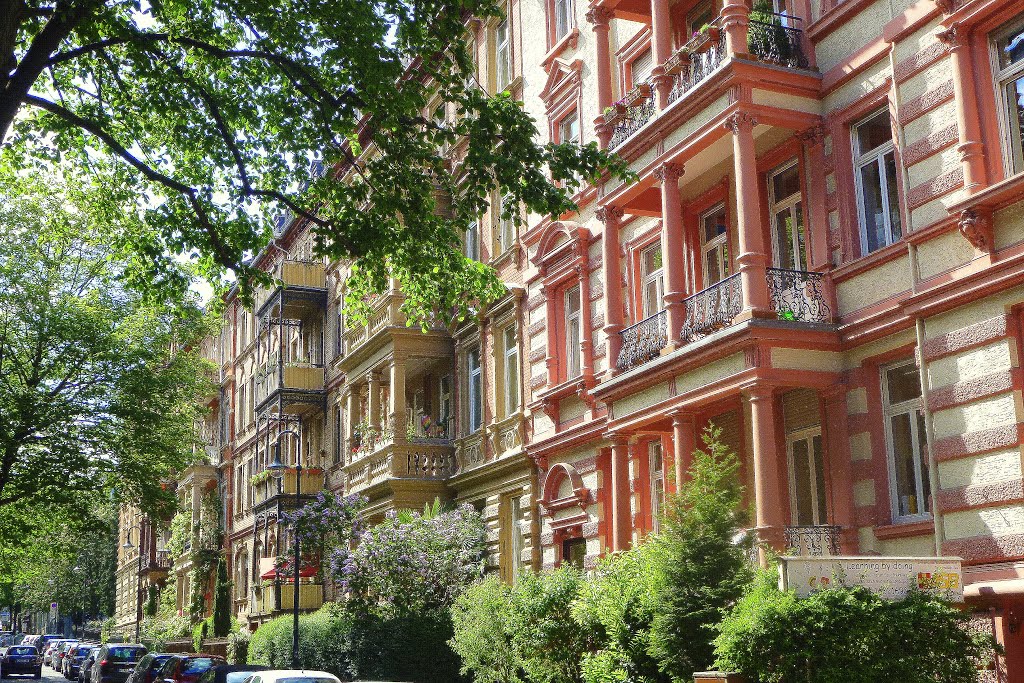 Wiesbaden: Untere Matthias Claudius Str. 2013