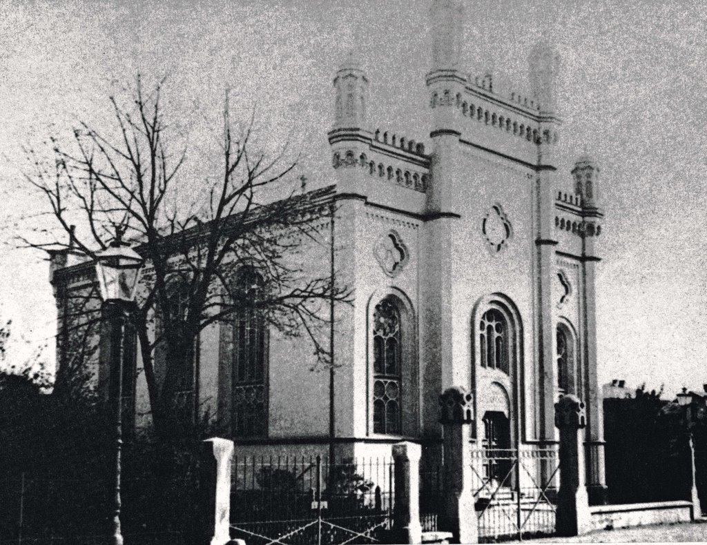 Synagoge Südanlage !
