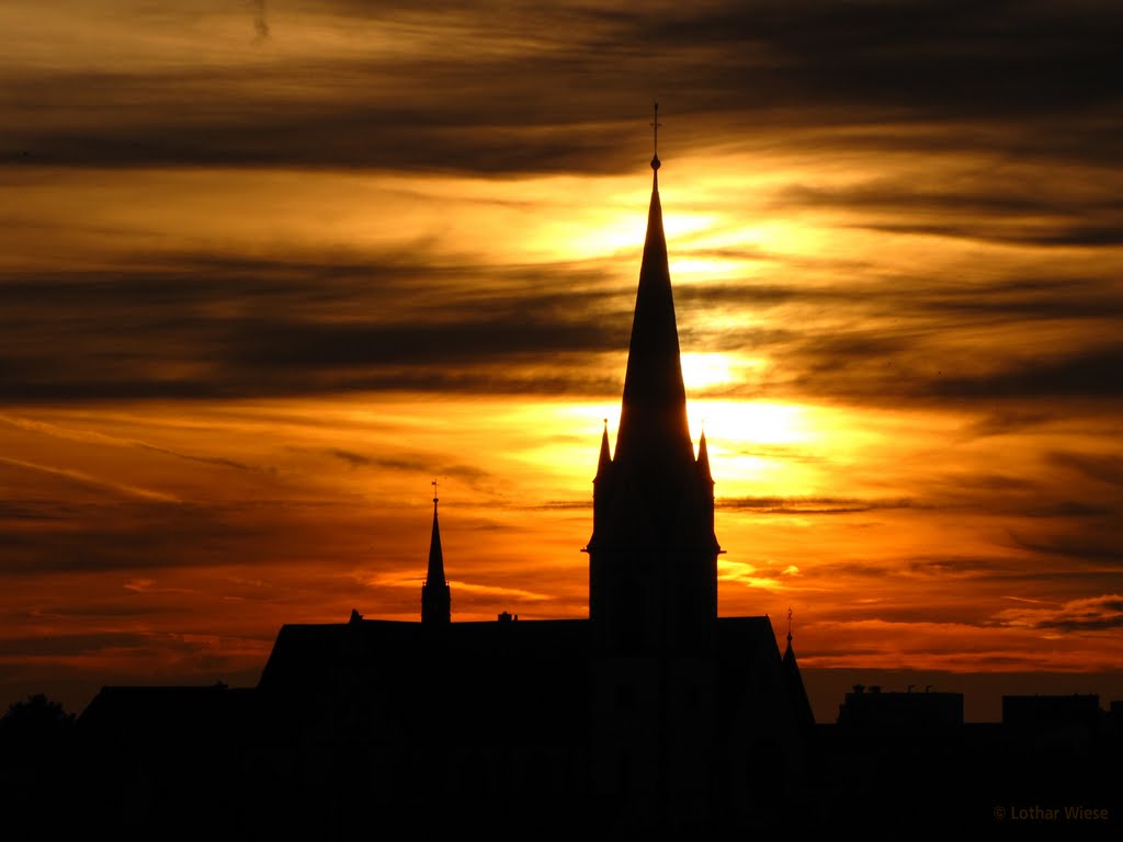 St. Bonifatius-Kirche bei Sonnenuntergang, Gießen