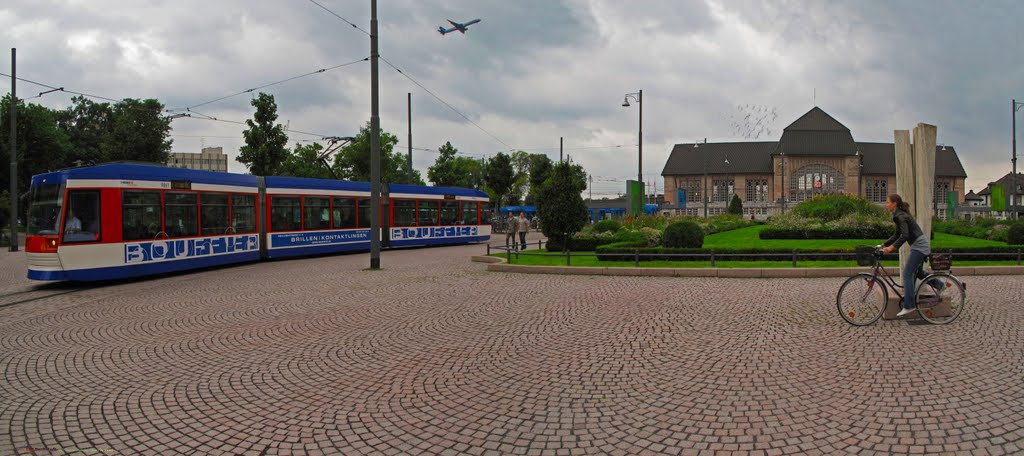 GER Darmstadt Hbf (Platz der Deutschen Einheit) Panorama by KWOT