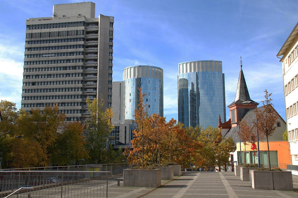 Offenbach - Rathaus ,Bürotürme ,Kirche
