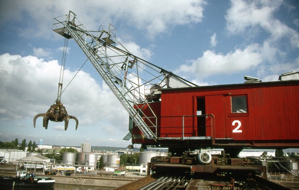 Offenbach, Kran 2 im Hafen um 1990