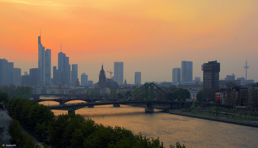Volcanic Ashes over Frankfurt 2010