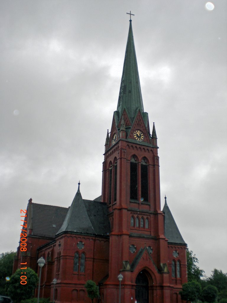 Kirche mit Mond