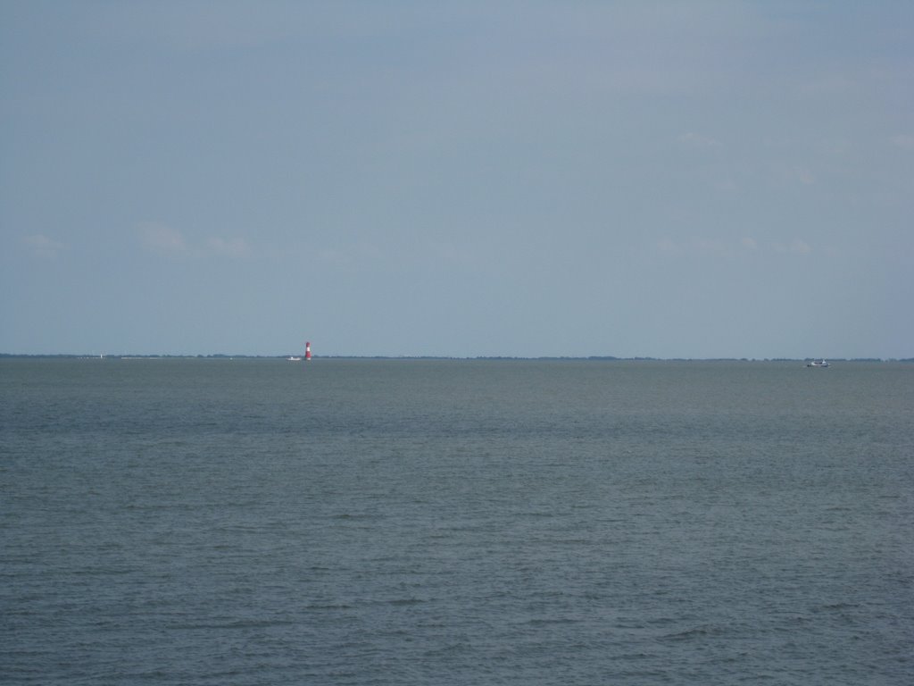 Wilhelmshaven - Jadebusen mit dem Leuchturm Arngast