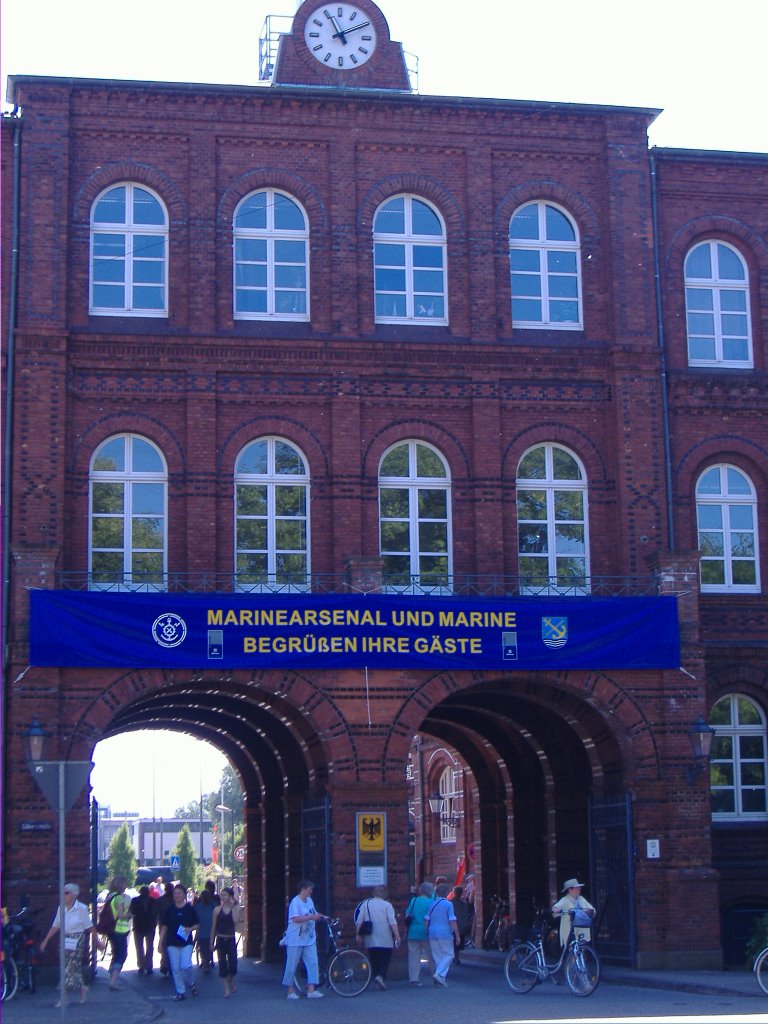 Tor 1 ( Marinearsenal )