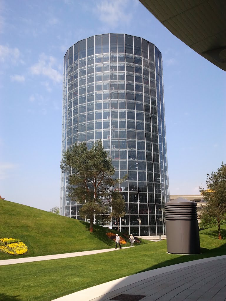 Autostadt Wolfsburg / Autoturm / Car Tower