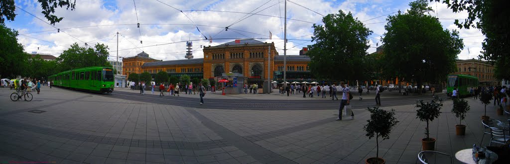 GER Hannover Hbf (Ernst-August-Platz / Passarelle) Panorama by KWOT