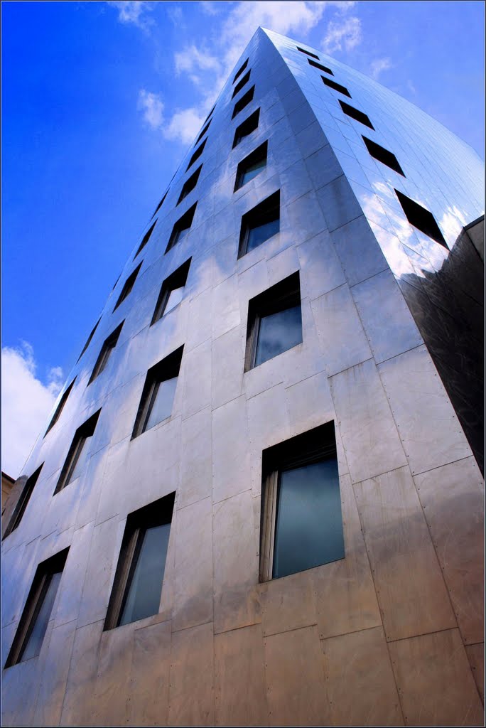 Gehry Tower - Hanover