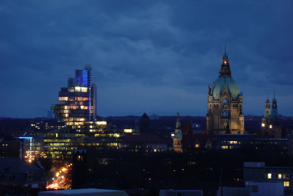 Rathaus und Nord LB bei Nacht, Hannover