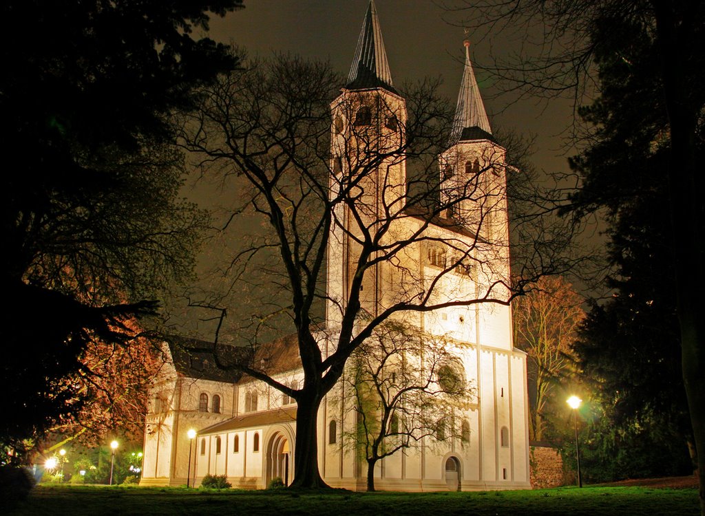Neuwerkkirche at night