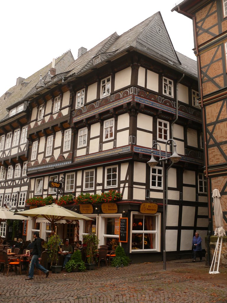 Goslar - Butterhaus am Markt -  im über 500 Jahre alten Gildehaus der Filzhutmachen