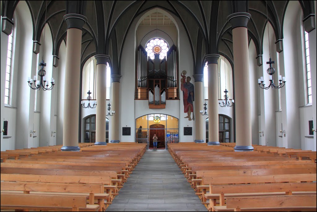 Delmenhorst: Innenansicht der Katholische Kirche
