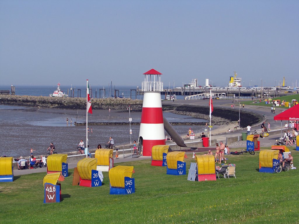 Buntes Treiben im Seebad Cuxhaven