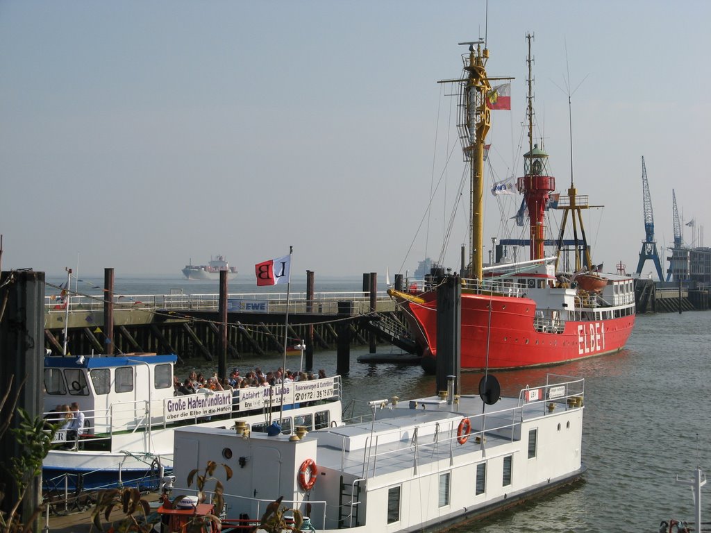 Cuxhaven - Am alten Hafen an der Elbe