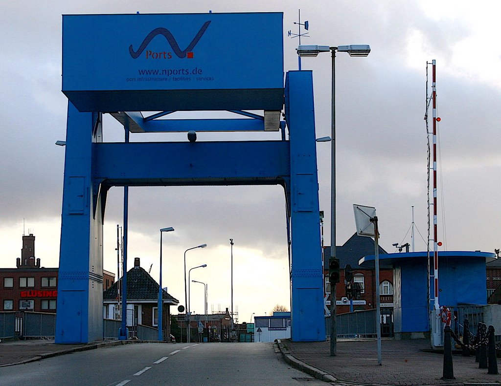 Klappbrücke am Schleusenpriel