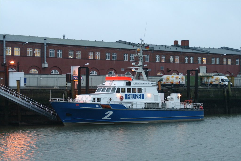 Polizeiboot "BÜRGERMEISTER WEICHMANN "