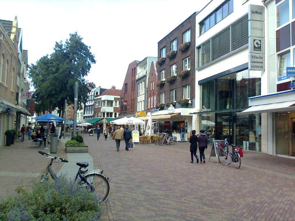 Hauptstrasse, Nordhorn, view on Ekelhof Küchenhaus