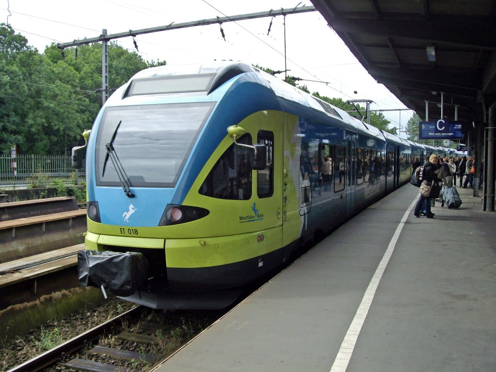 Osnabrück HBF: ET 018(FLIRT) der WFB