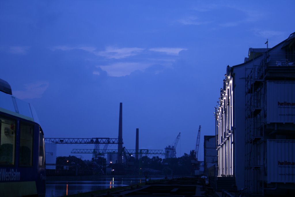 am Hafen bei Hellmann Juni 2007