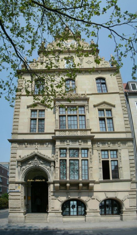Bankhaus Löbbecke am Martinikirchplatz