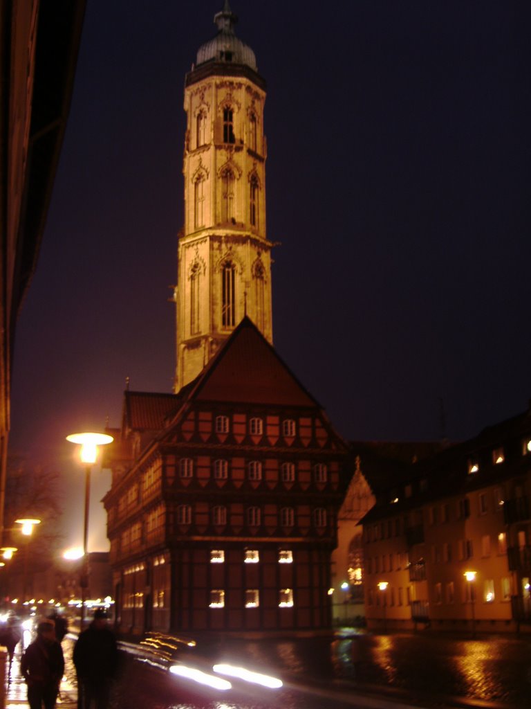 Sankt Andreas mit rekonstruierter alter Waage