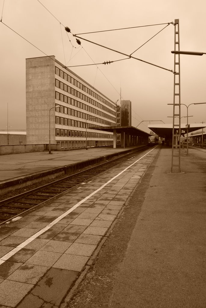 Bahnsteig 1