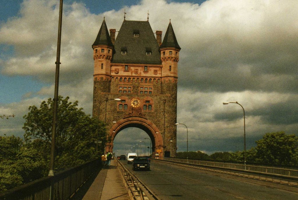 Worms Brückentor