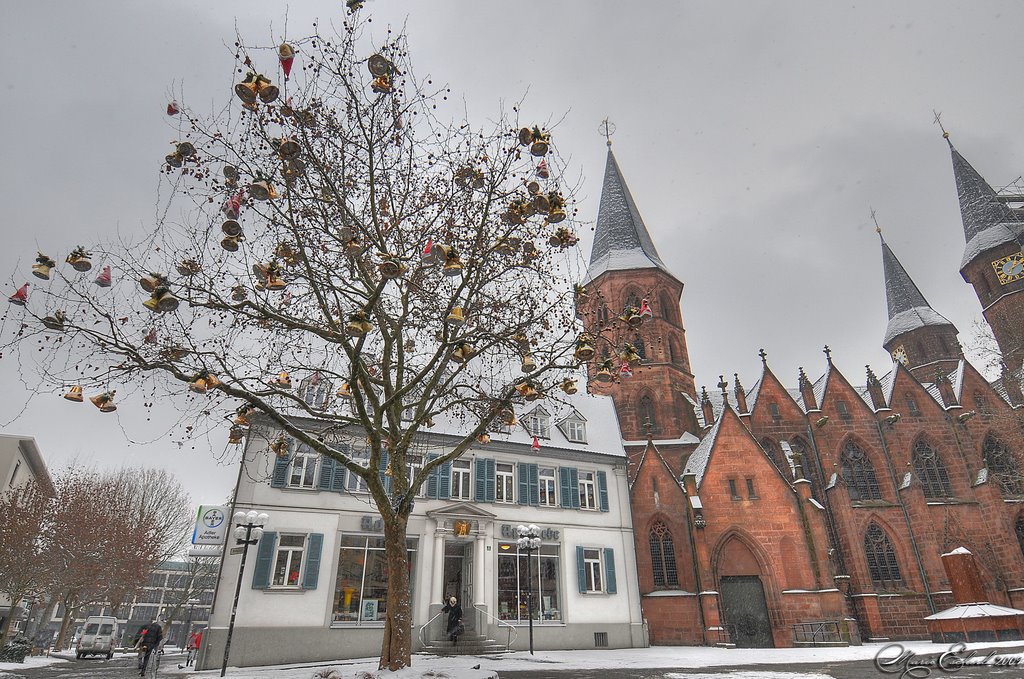 Adlerapotheke und Stiftskirche