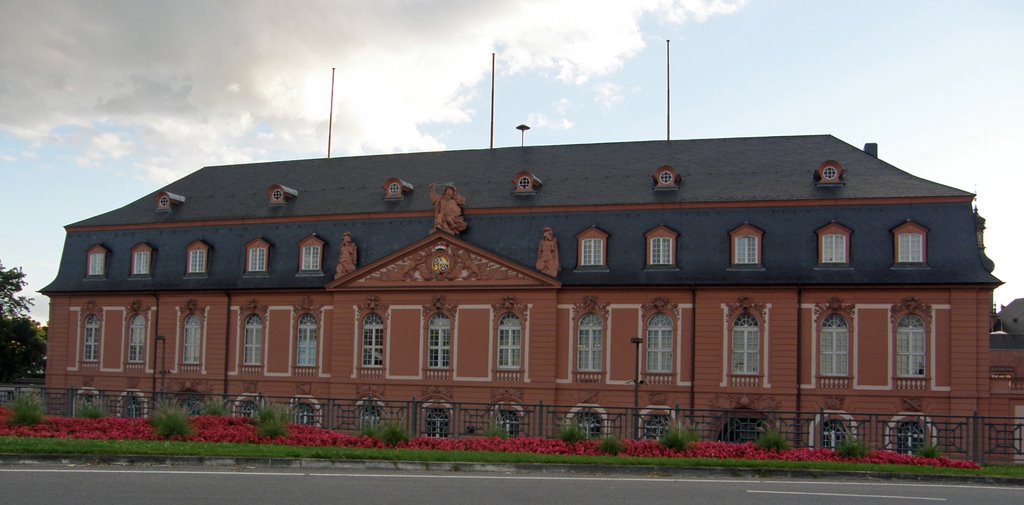 Staatskanzelei Rheinland-Pfalz