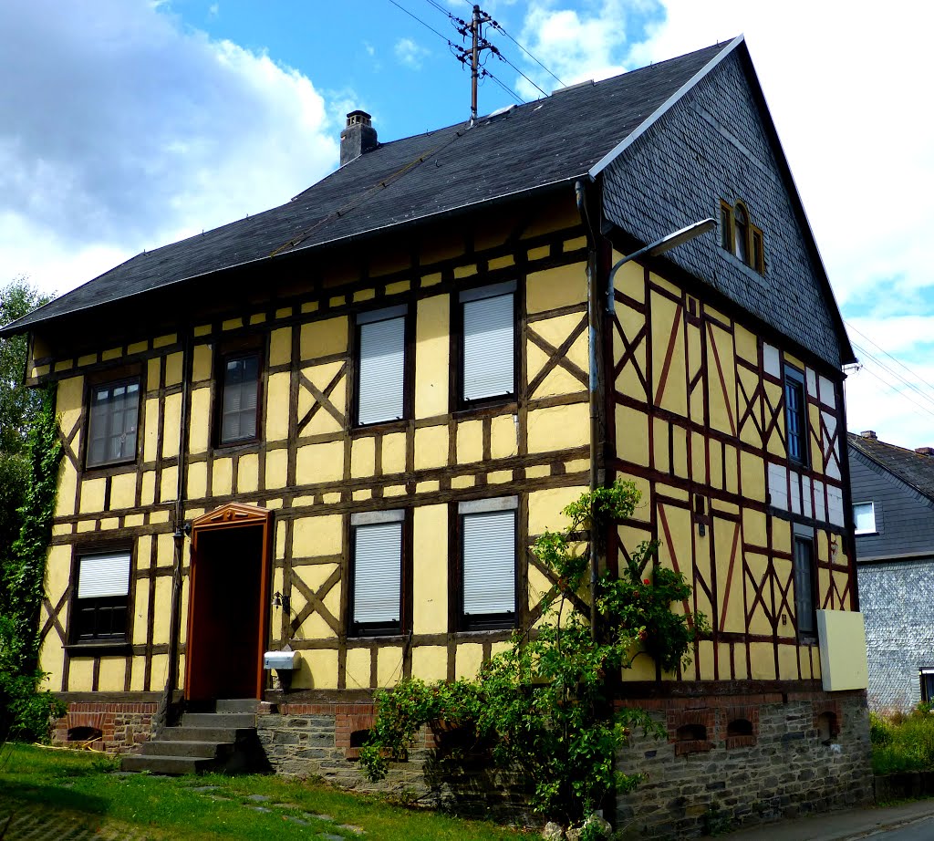 Maitzborn  - Fachwerk und Schiefer