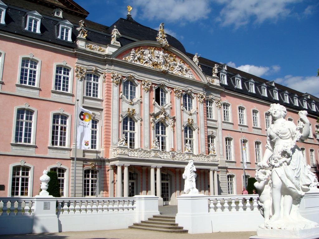 ALEMANIA  Palacio del Príncipe Elector, Tréveris