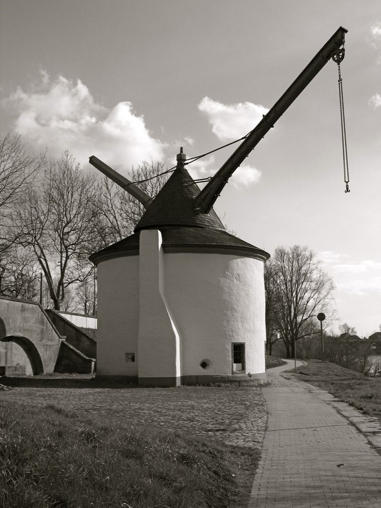 Trier - Old crane (Trierer Moselkrahn)