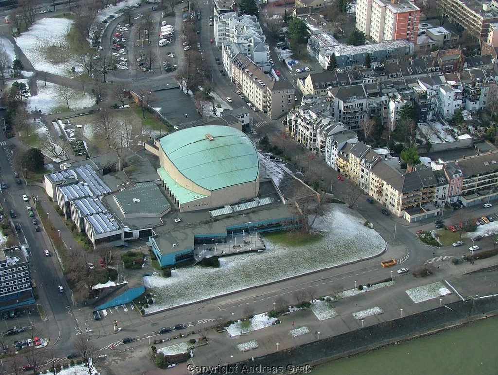 Beethovenhalle aus helicopter