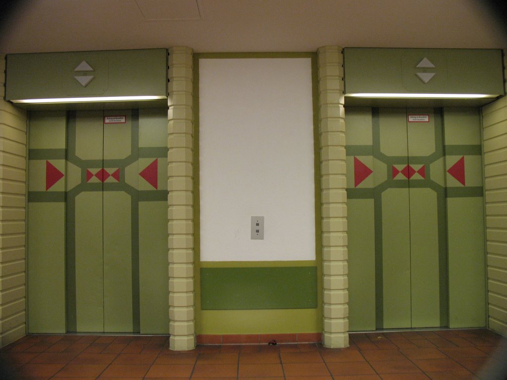 Fahrstuhl im Bergmannsheil