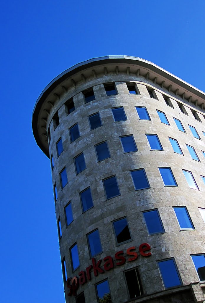Blauweiße Spardose