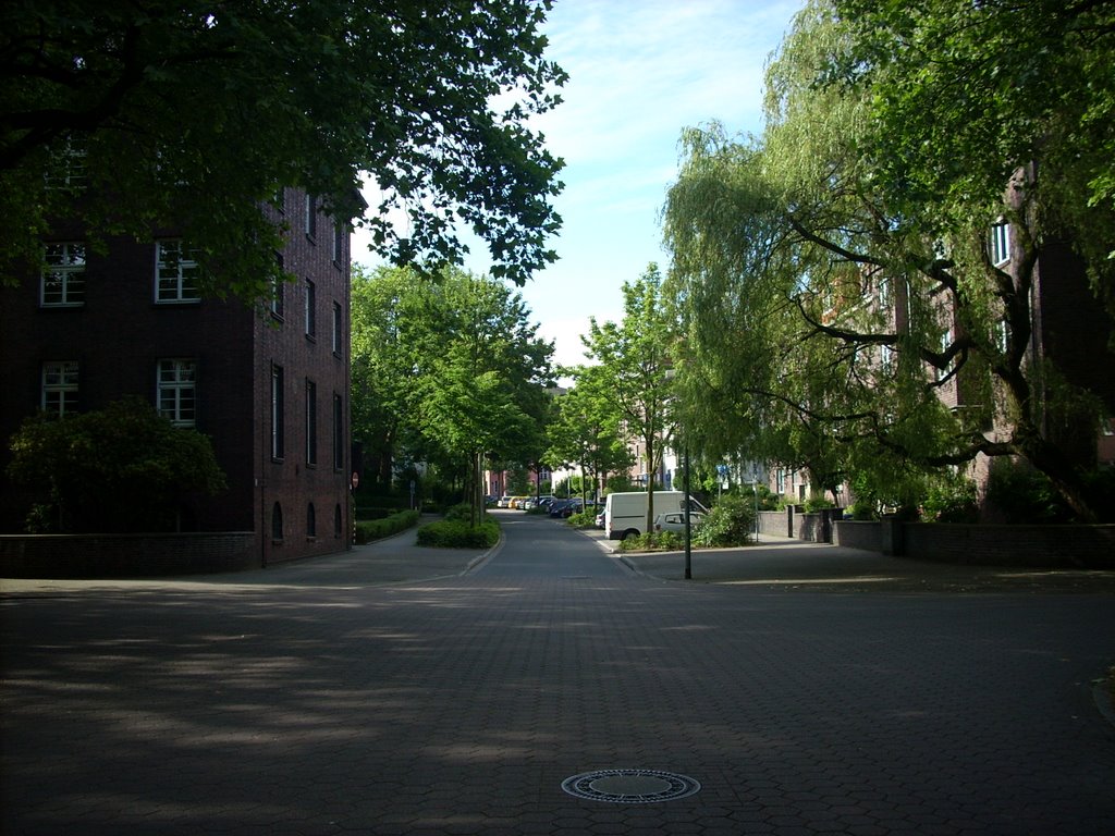 Gelsenkirchen-Altstadt   Zeppelinallee. /Wittekindstr.  Juni 2009