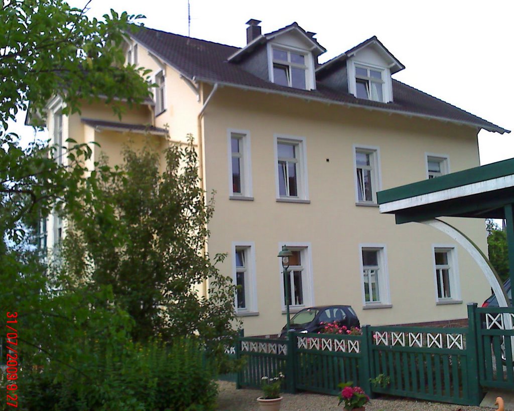 Roonstrasse 1