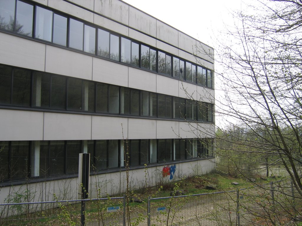 Empty bilding