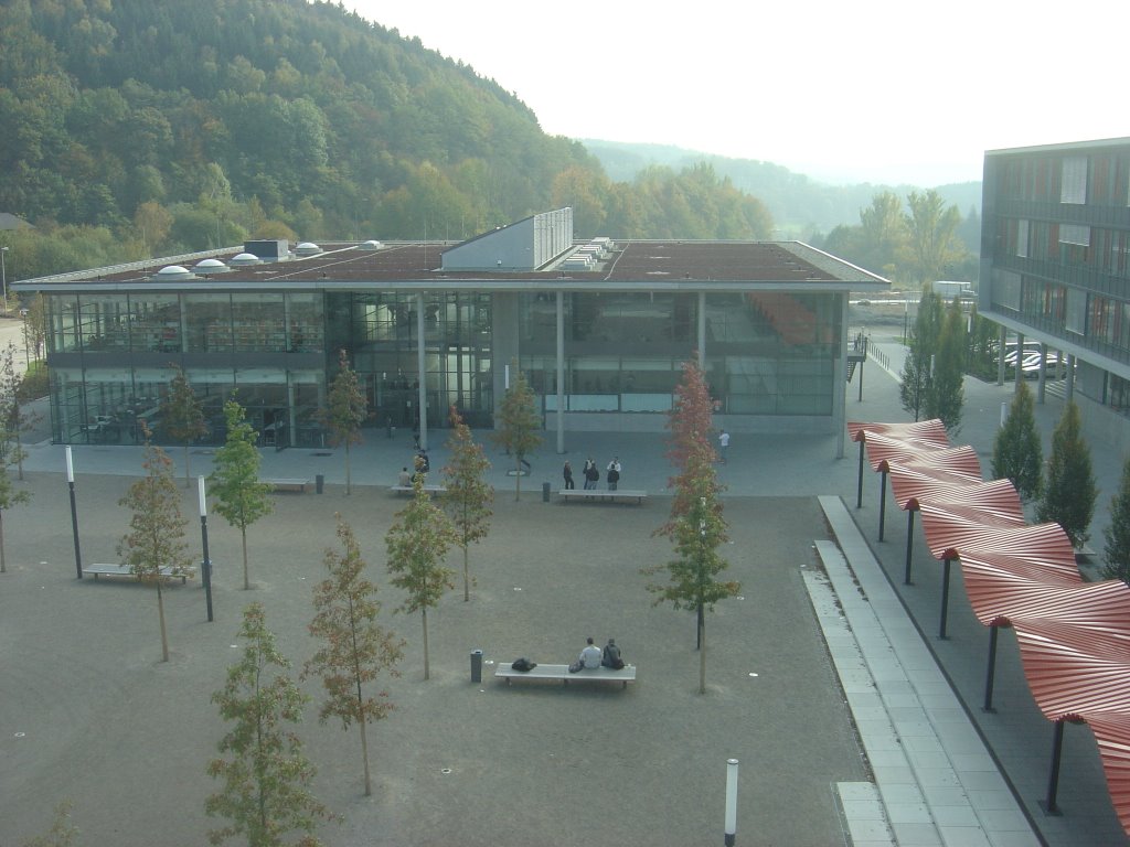 Ausblick aufs Mensagebäude