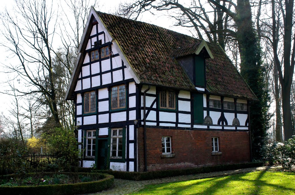 Auf dem Meierhof Rassfeld vor den Toren Güterslohs