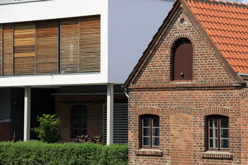 Alt und neu - Nähe neues Theater Gütersloh