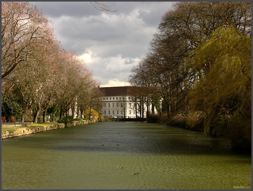 merli: Blick über den Schlossgraben