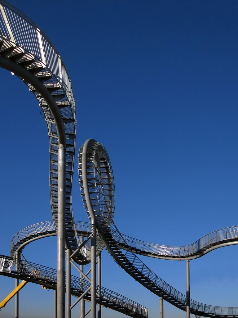 “Tiger & Turtle – Magic Mountain” von Heike Mutter und Ulrich Genth