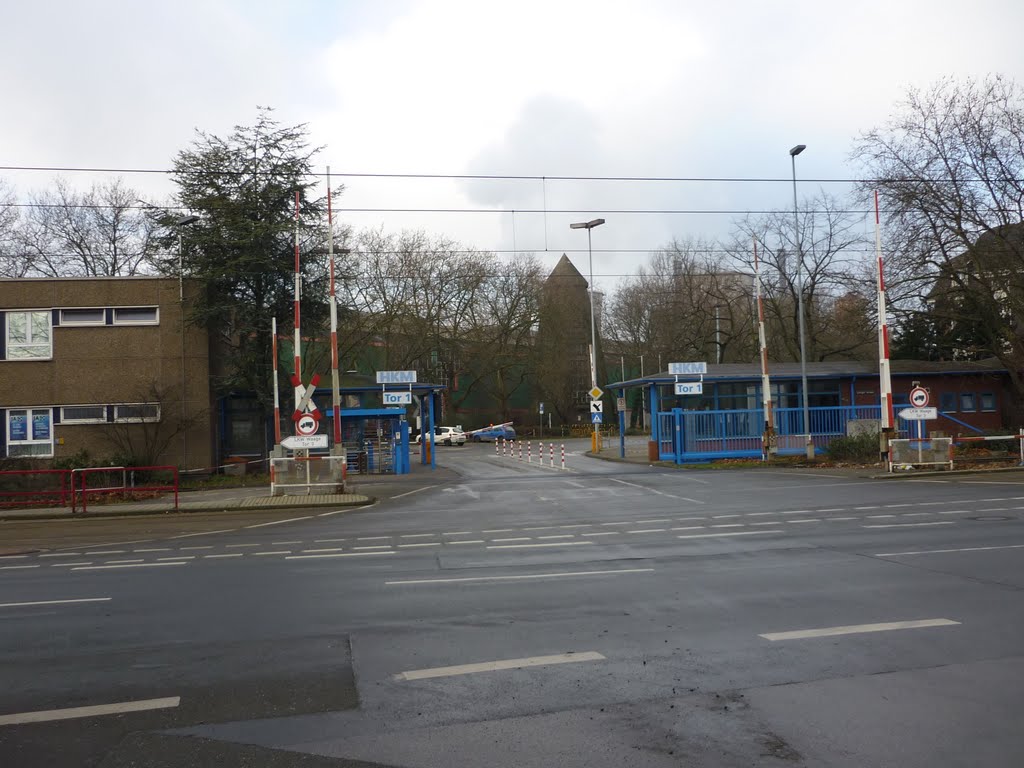Tor 1 der Hüttenwerke Krupp Mannesmann (Duisburg-Hüttenheim) / 28.01.2012